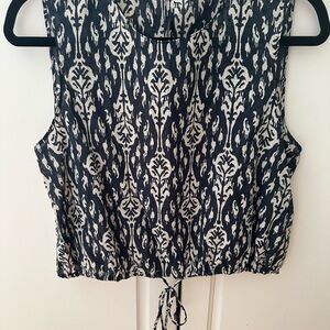 Elegant Navy and Cream Sleeveless Top